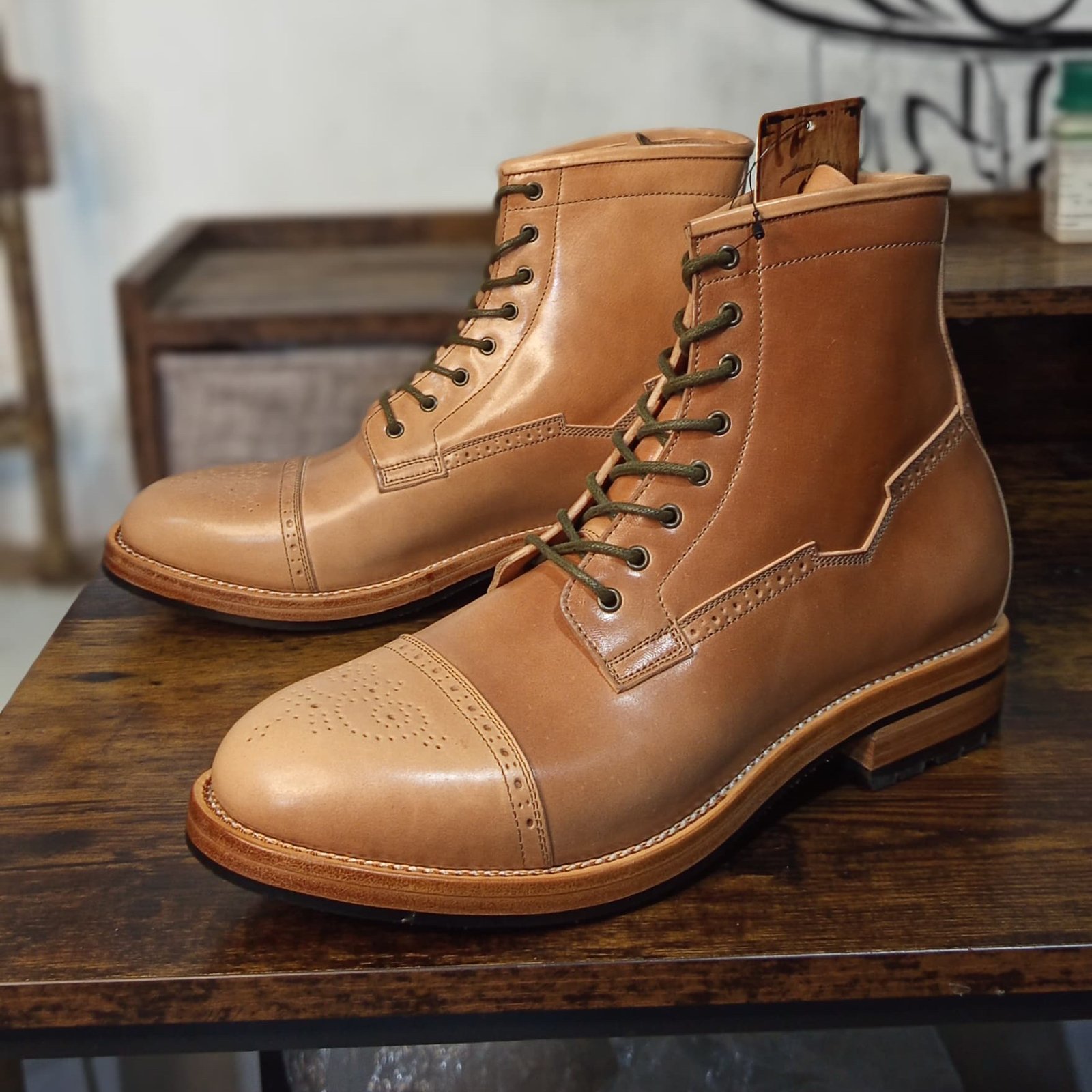 Prof. Barnets "Benjamin" Balmoral Cap Toe Boots
