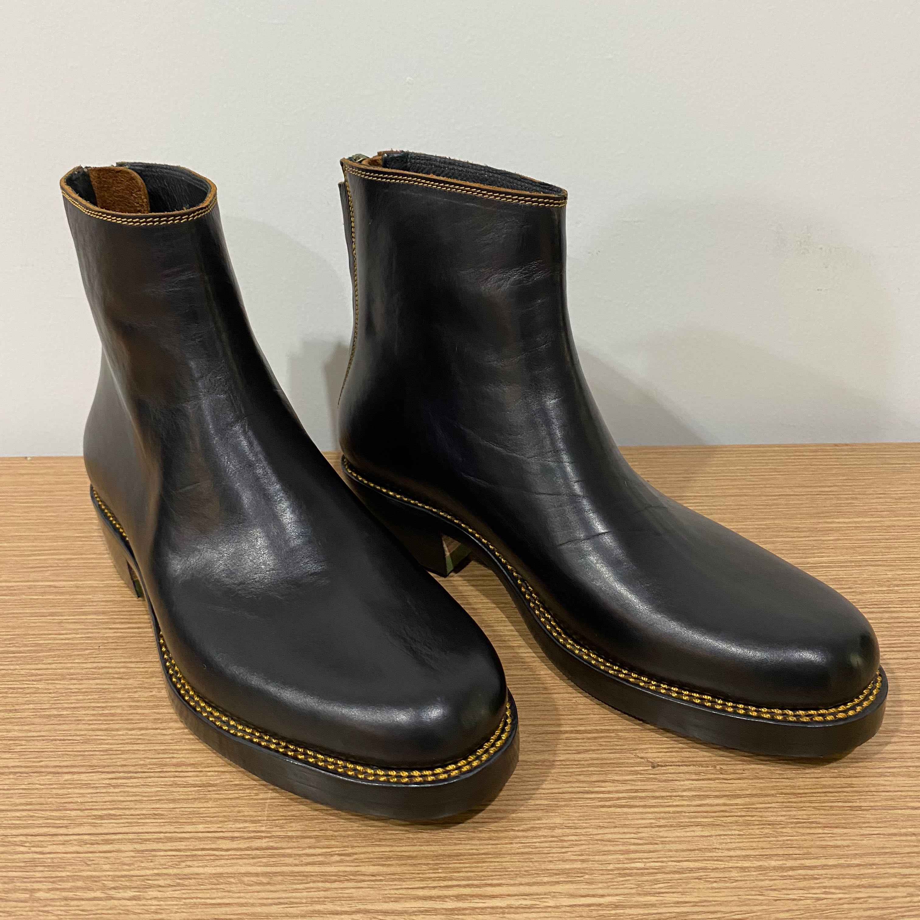 Fortis Sadewa Wholecut Zipper Boots