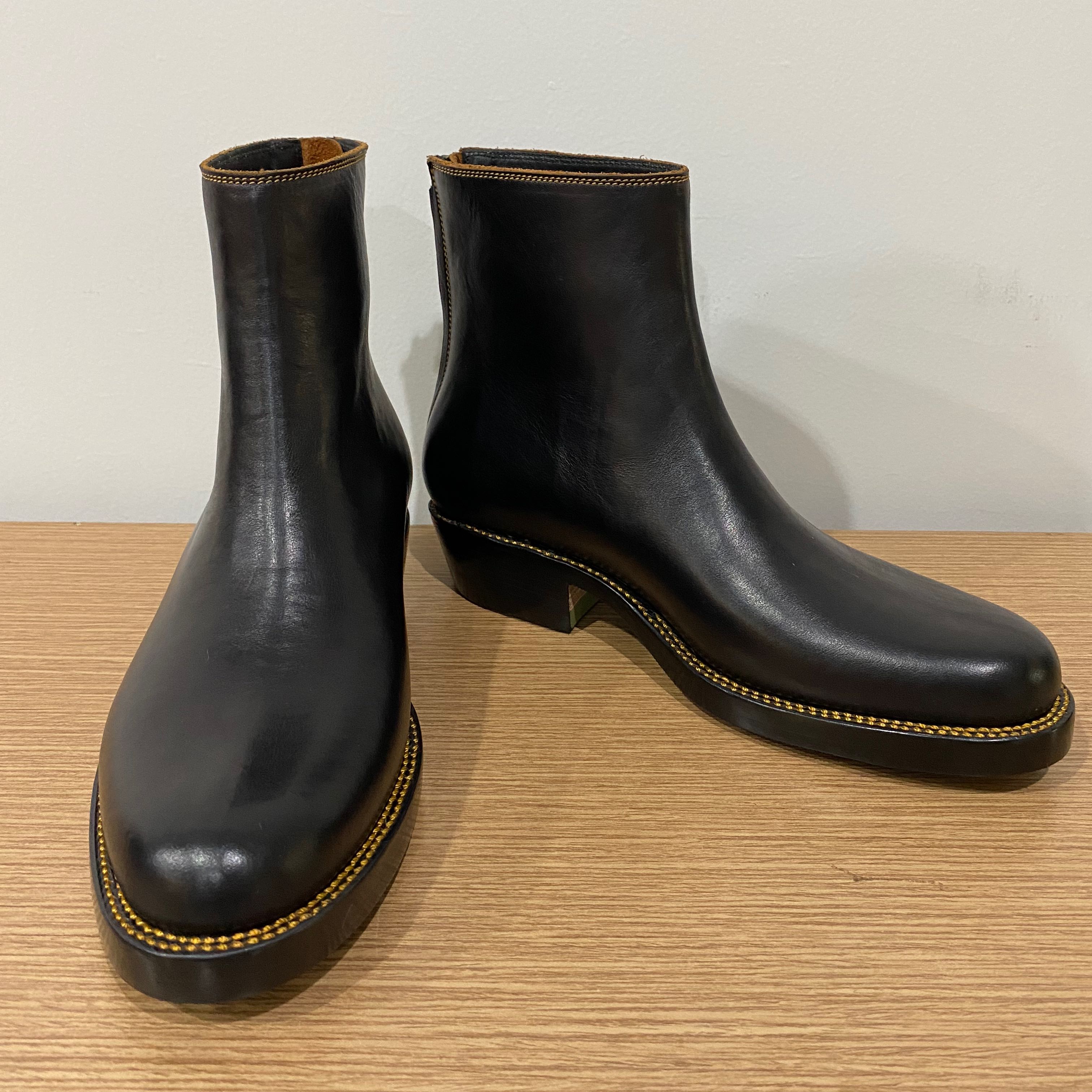 Fortis Sadewa Wholecut Zipper Boots