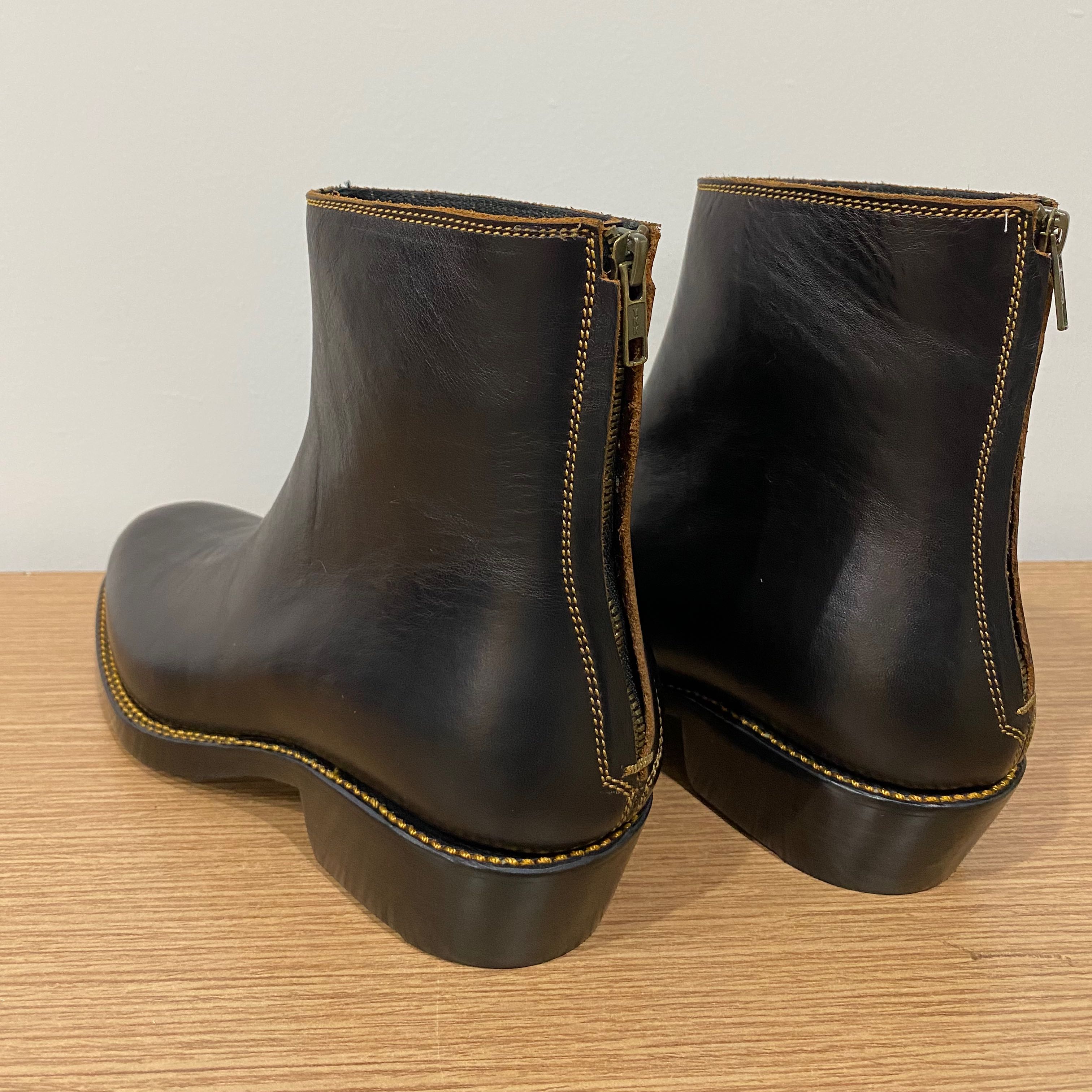 Fortis Sadewa Wholecut Zipper Boots