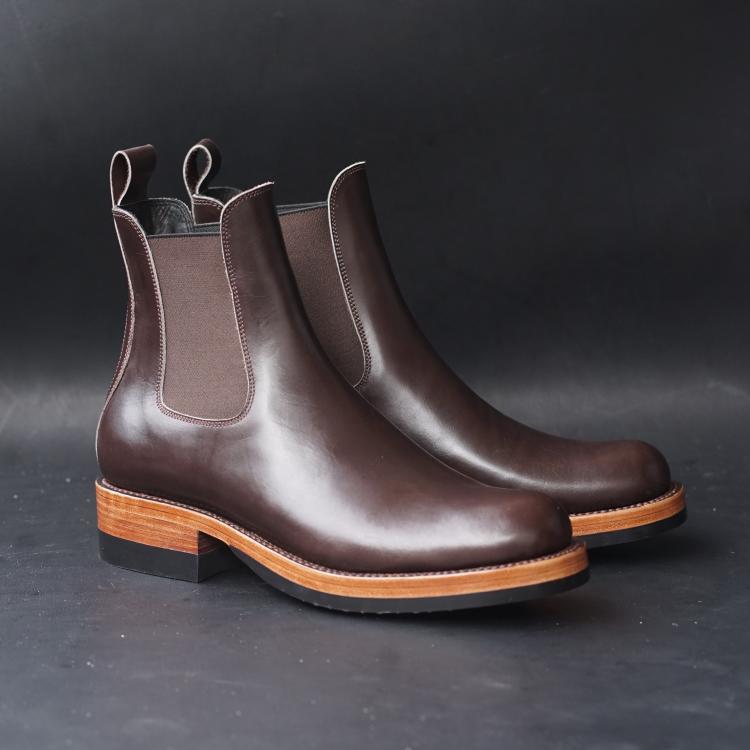 Fortis Wholecut Chelsea Boots
