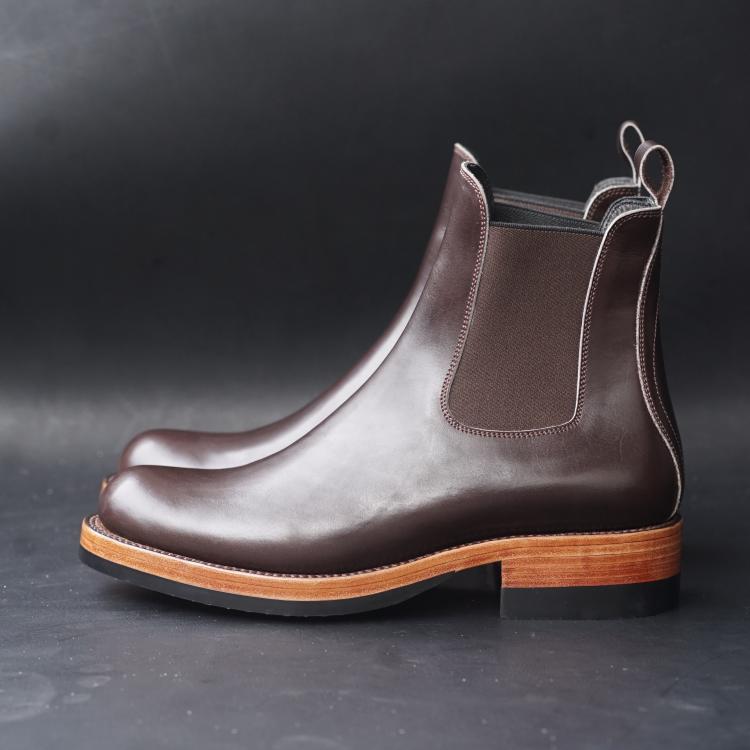 Fortis Wholecut Chelsea Boots