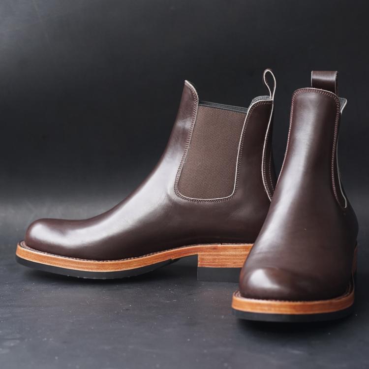 Fortis Wholecut Chelsea Boots