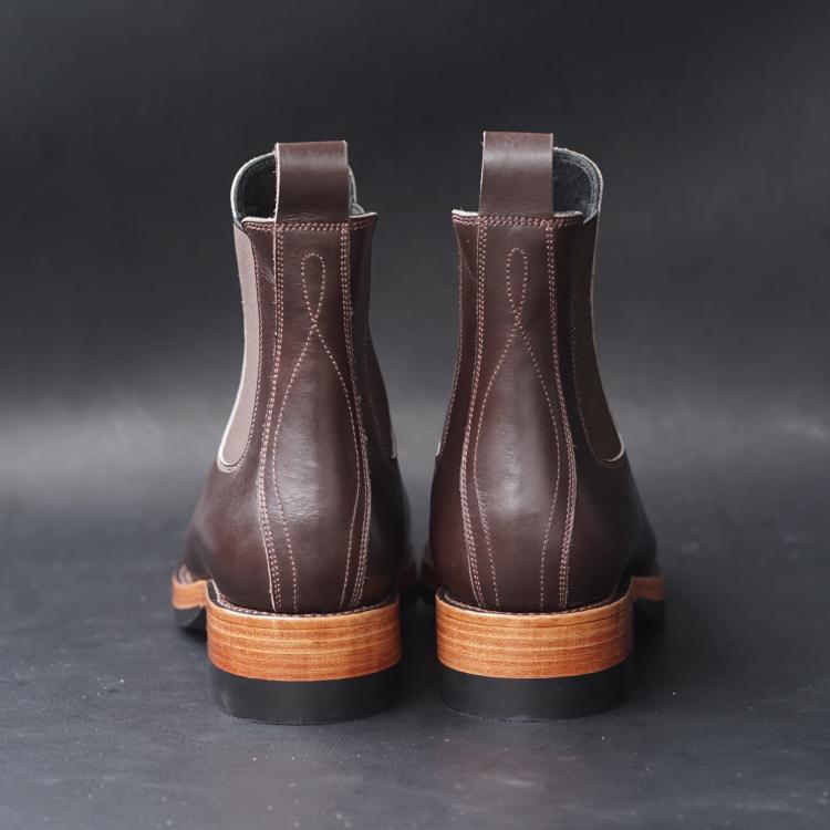 Fortis Wholecut Chelsea Boots