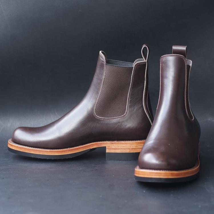 Fortis Wholecut Chelsea Boots