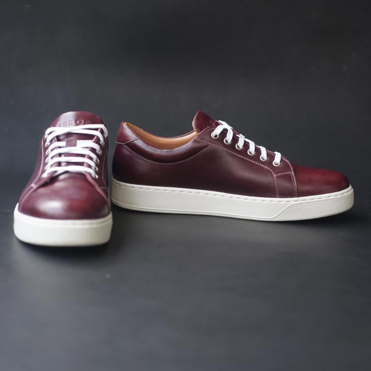 Songo Low Top with Pull Up Leather and Vibram Rubber  Sole