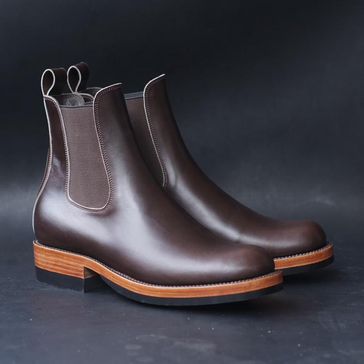 Fortis Wholecut Chelsea Boots