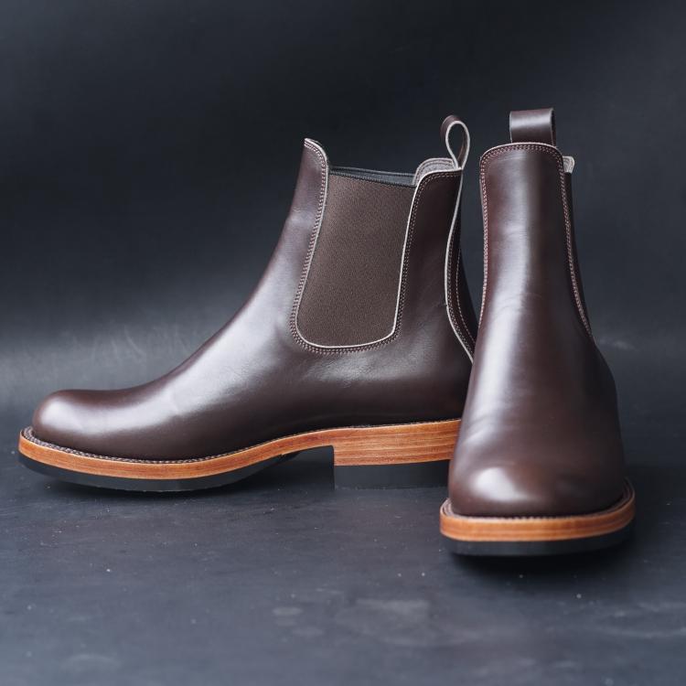 Fortis Wholecut Chelsea Boots