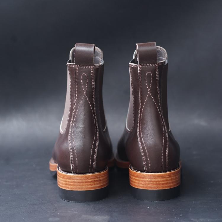 Fortis Wholecut Chelsea Boots