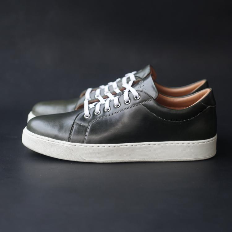 Songo Low Top with Pull Up Leather and Vibram Rubber  Sole