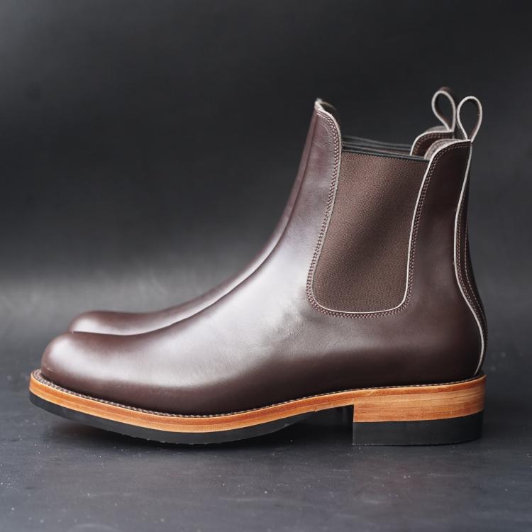 Fortis Wholecut Chelsea Boots