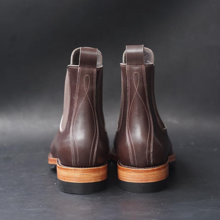 Fortis Wholecut Chelsea Boots