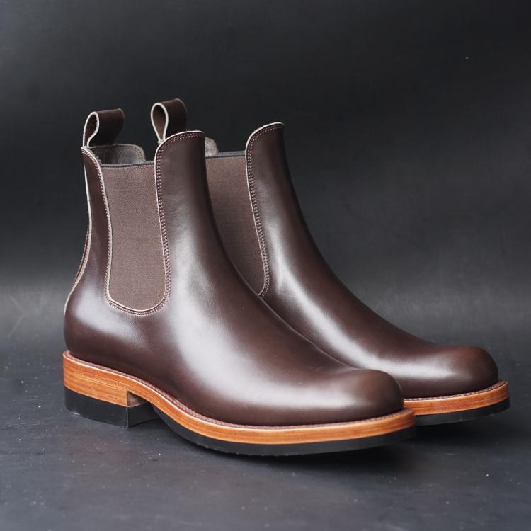 Fortis Wholecut Chelsea Boots