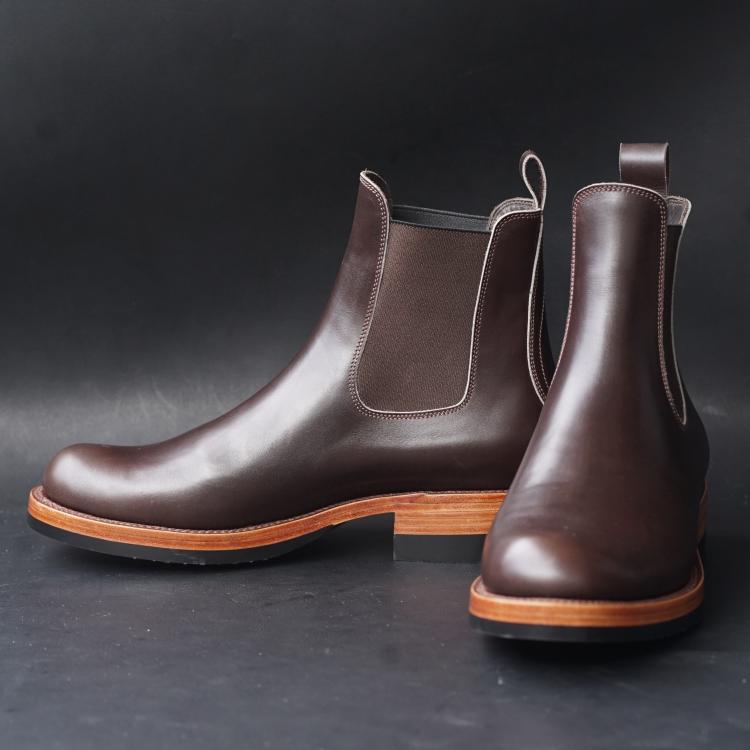 Fortis Wholecut Chelsea Boots