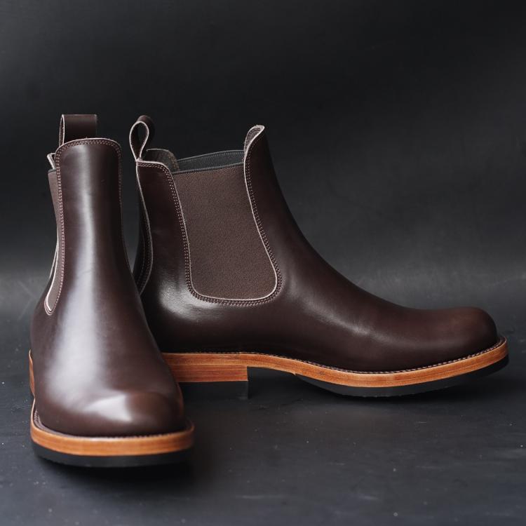 Fortis Wholecut Chelsea Boots