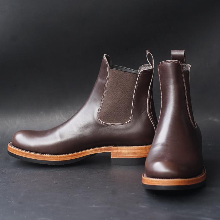 Fortis Wholecut Chelsea Boots
