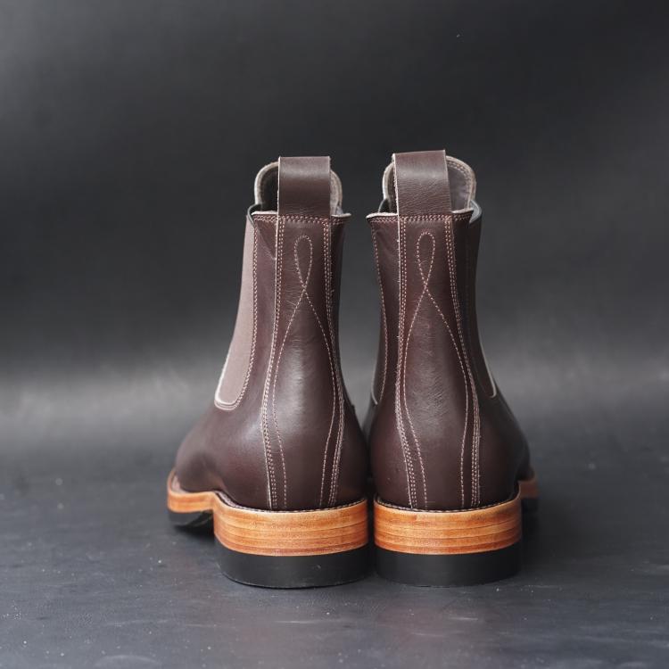 Fortis Wholecut Chelsea Boots