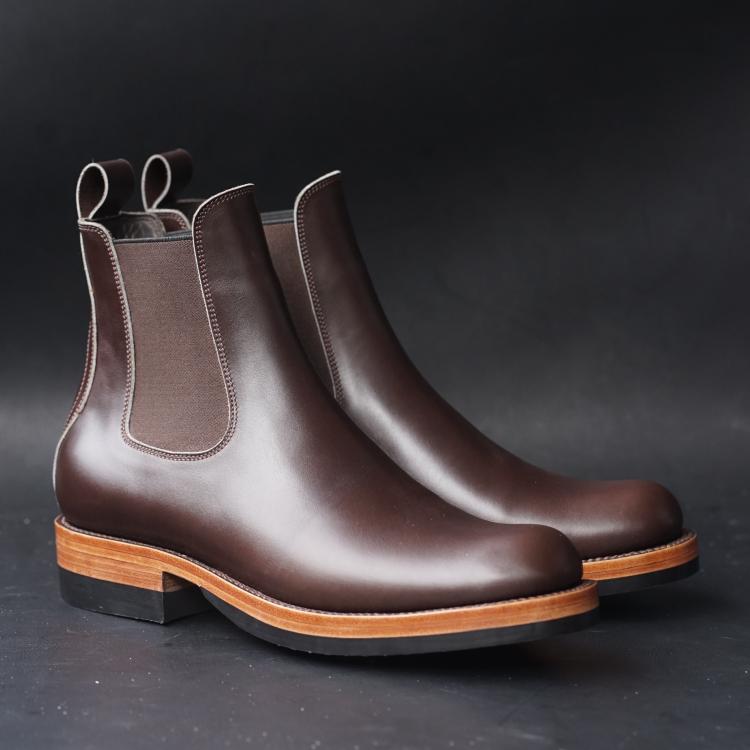 Fortis Wholecut Chelsea Boots