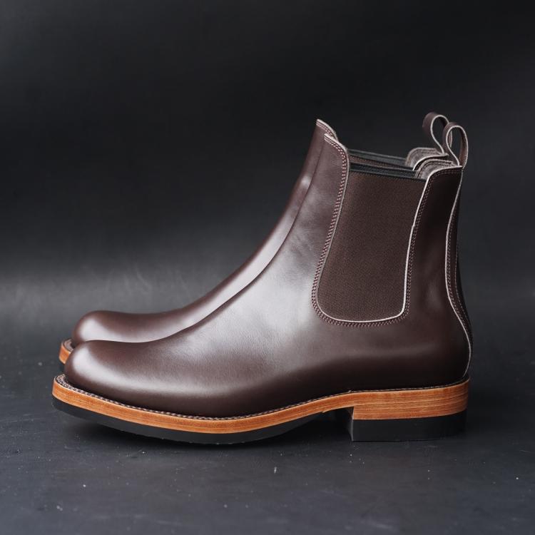 Fortis Wholecut Chelsea Boots