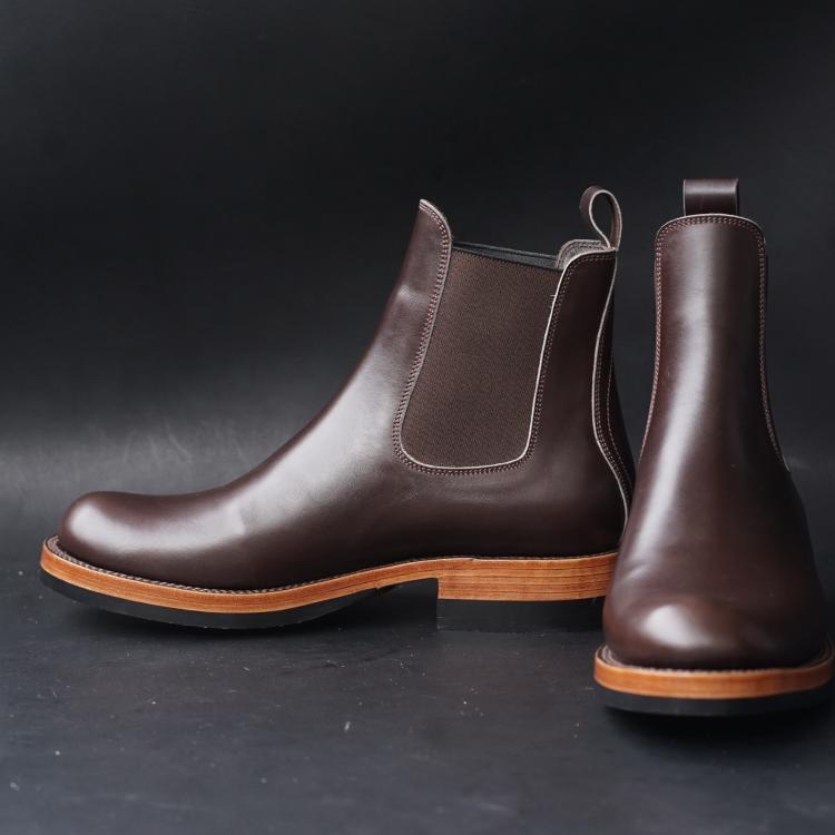 Fortis Wholecut Chelsea Boots