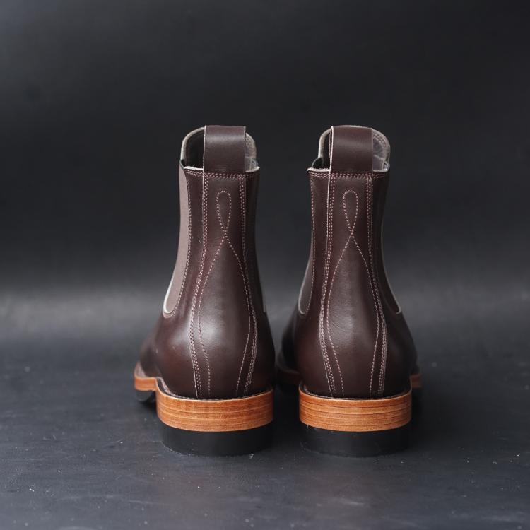Fortis Wholecut Chelsea Boots