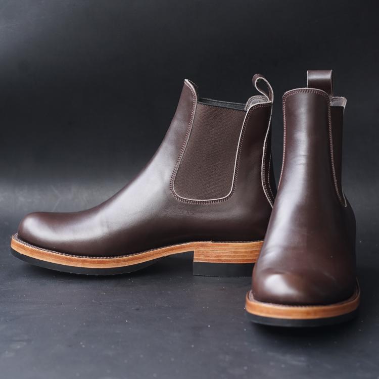Fortis Wholecut Chelsea Boots