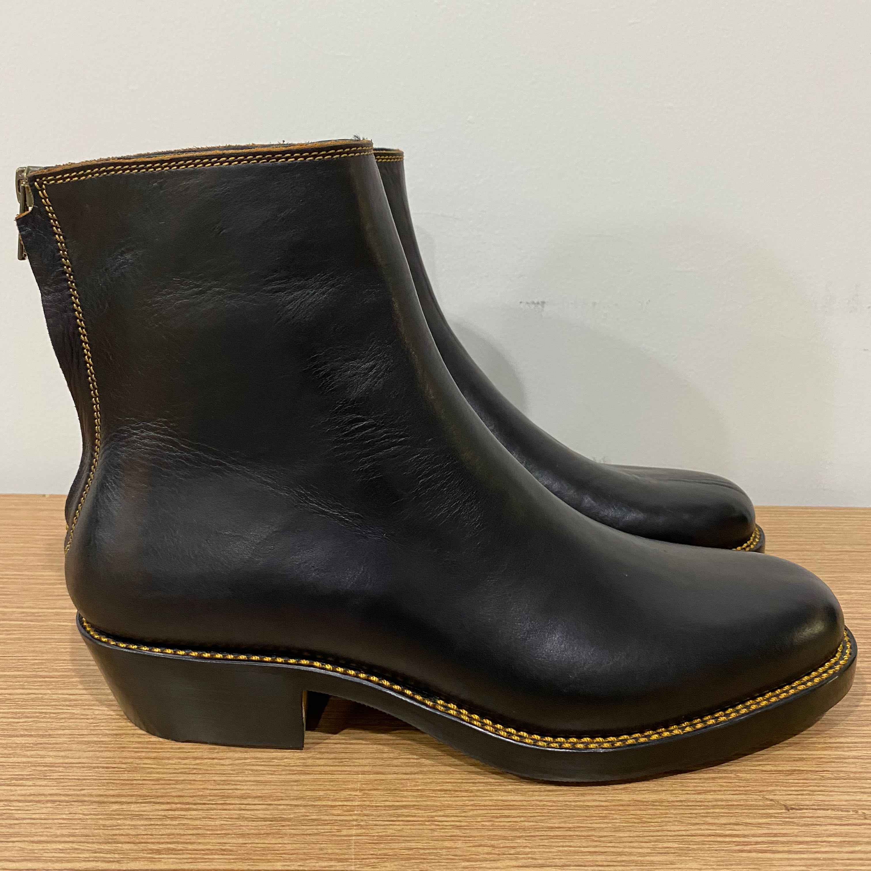 Fortis Sadewa Wholecut Zipper Boots